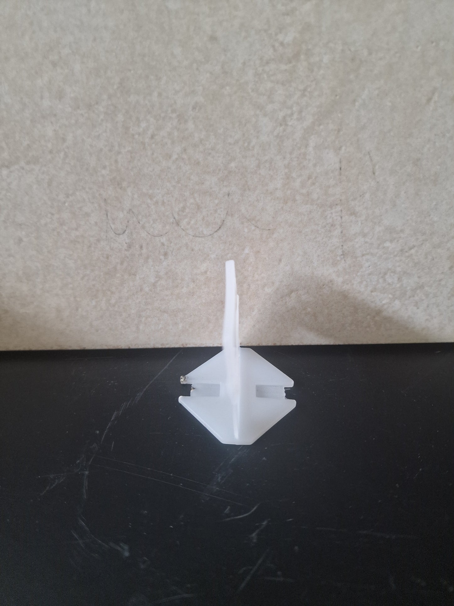 BASI LIVELLANTI 1MM